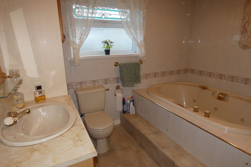 Bathroom- click for photo gallery